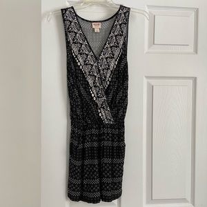 Mossimo sleeveless boho romper